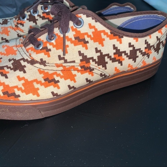 Vintage Tiffs Sneakers, size 7.5 - Picture 2 of 11